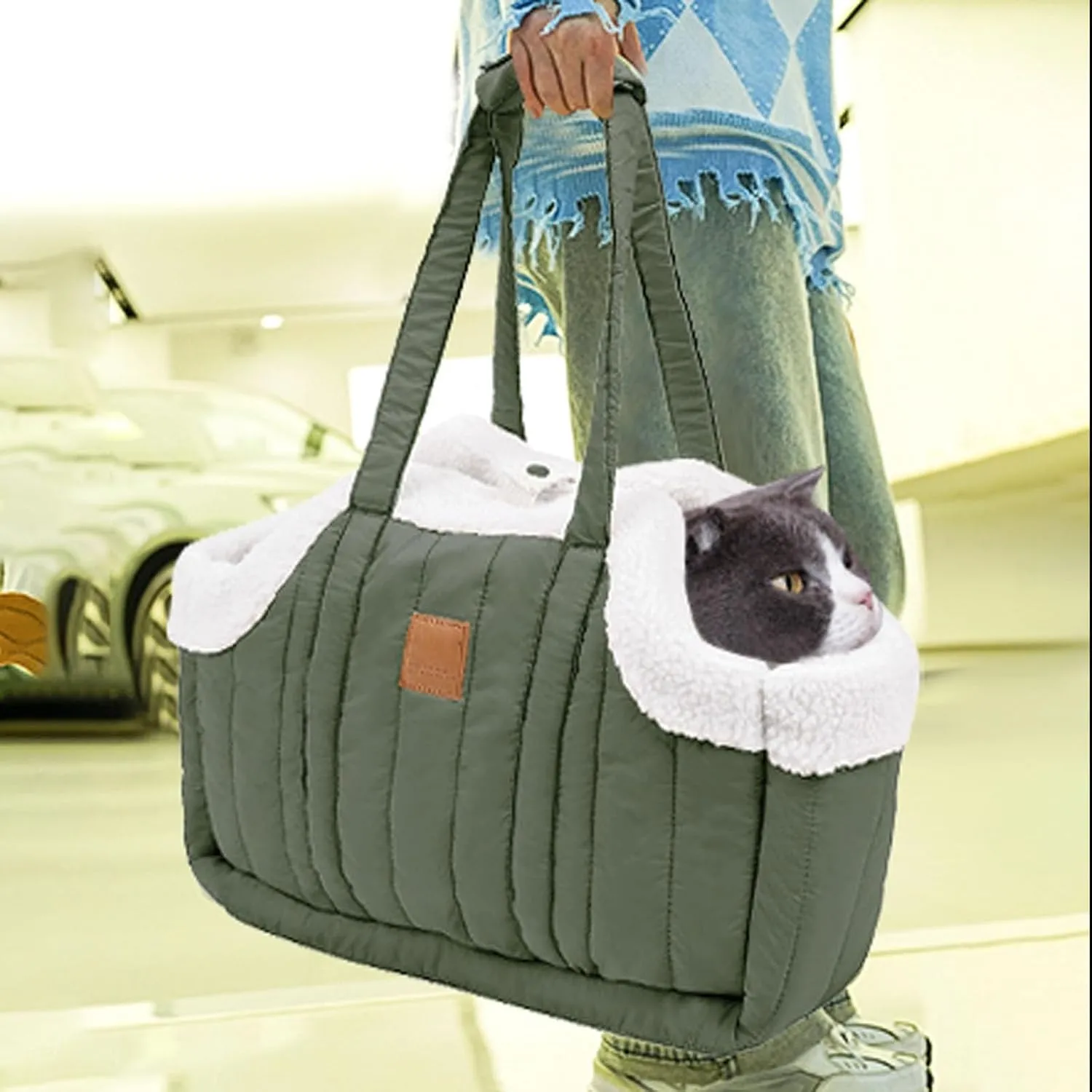 Winter Fleece Warm Dog Tote Bag, 2024 New Small Dog Carrier Purse, Waterproof Pet Travel Handbag, Carrier Purse with Secure Harness Clip for Shopping, Hiking and Walking (Pink)
